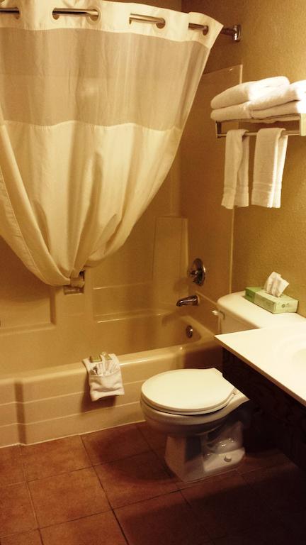 Super 8 By Wyndham Sioux Falls Near Convention Center Rom bilde