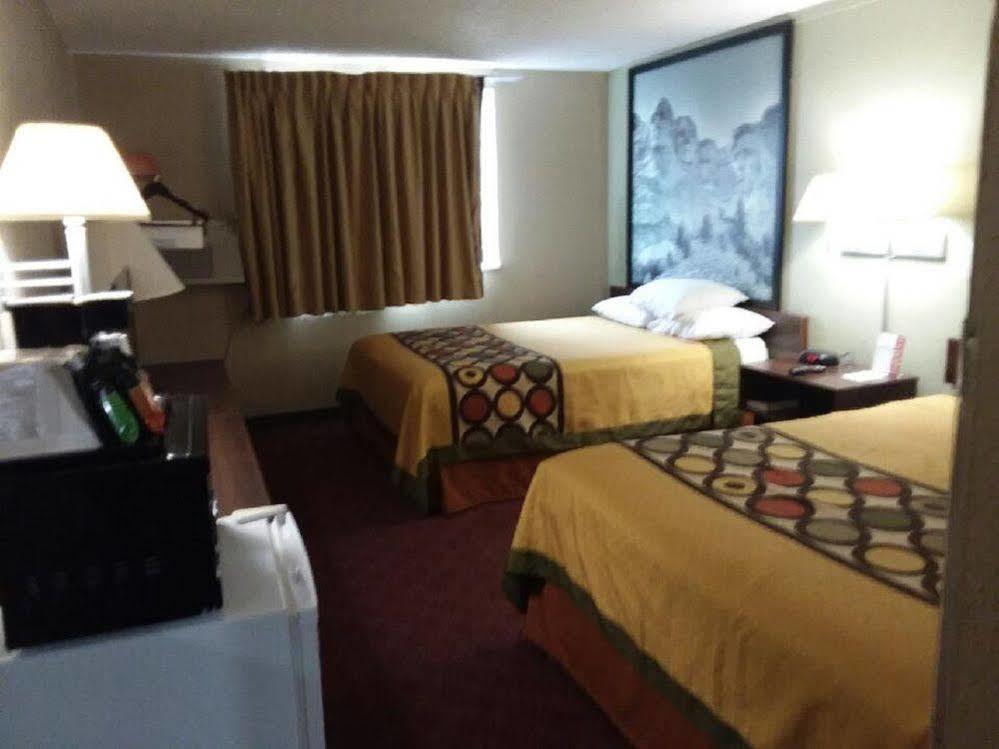 Super 8 By Wyndham Sioux Falls Near Convention Center Eksteriør bilde